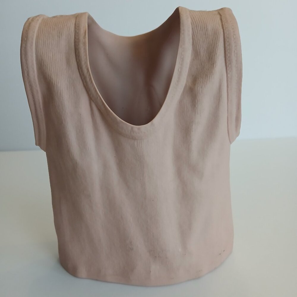 MICHAEL HARVEY TANK TOP SCULPTURE